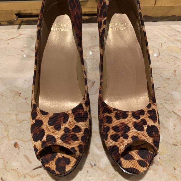 Stuart Weitzman leopard peep toe pump - Picture 1 of 3